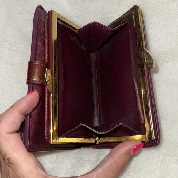 Louis Vuitton Bronze wallet with kiss-lock coin compartment! 💝 no call-outs! - Picture 6 of 6